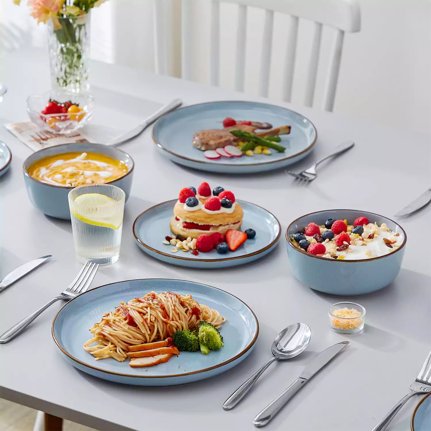 Loire 18-Piece Stoneware Dinnerware Set With Flat Shapes Speckled Glaze And Warm Brown Trim - Blue