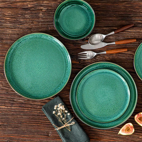 Playa 18-Piece Stoneware Dinnerware Set with plates and bowls for 6 - featuring a unique green reactive glaze and a farmhouse-inspired style-vancasso