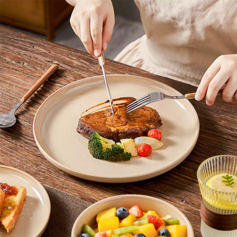 Playa 18-Piece Stoneware Dinnerware Set with plates and bowls for 6 - featuring a unique caramel reactive glaze and a farmhouse-inspired style-vancasso