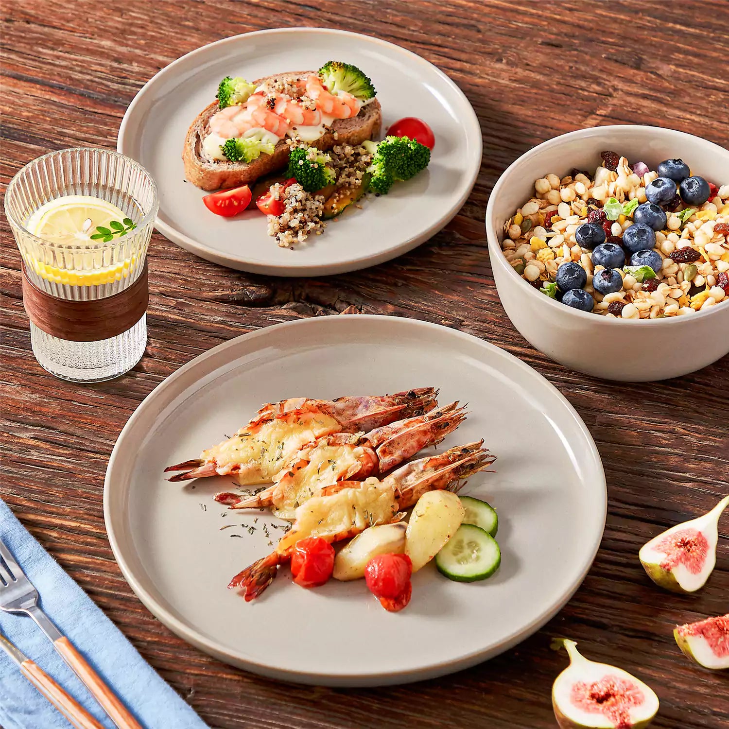 Playa 18-Piece Stoneware Dinnerware Set with plates and bowls for 6 - featuring a unique grey reactive glaze and a farmhouse-inspired style-vancasso