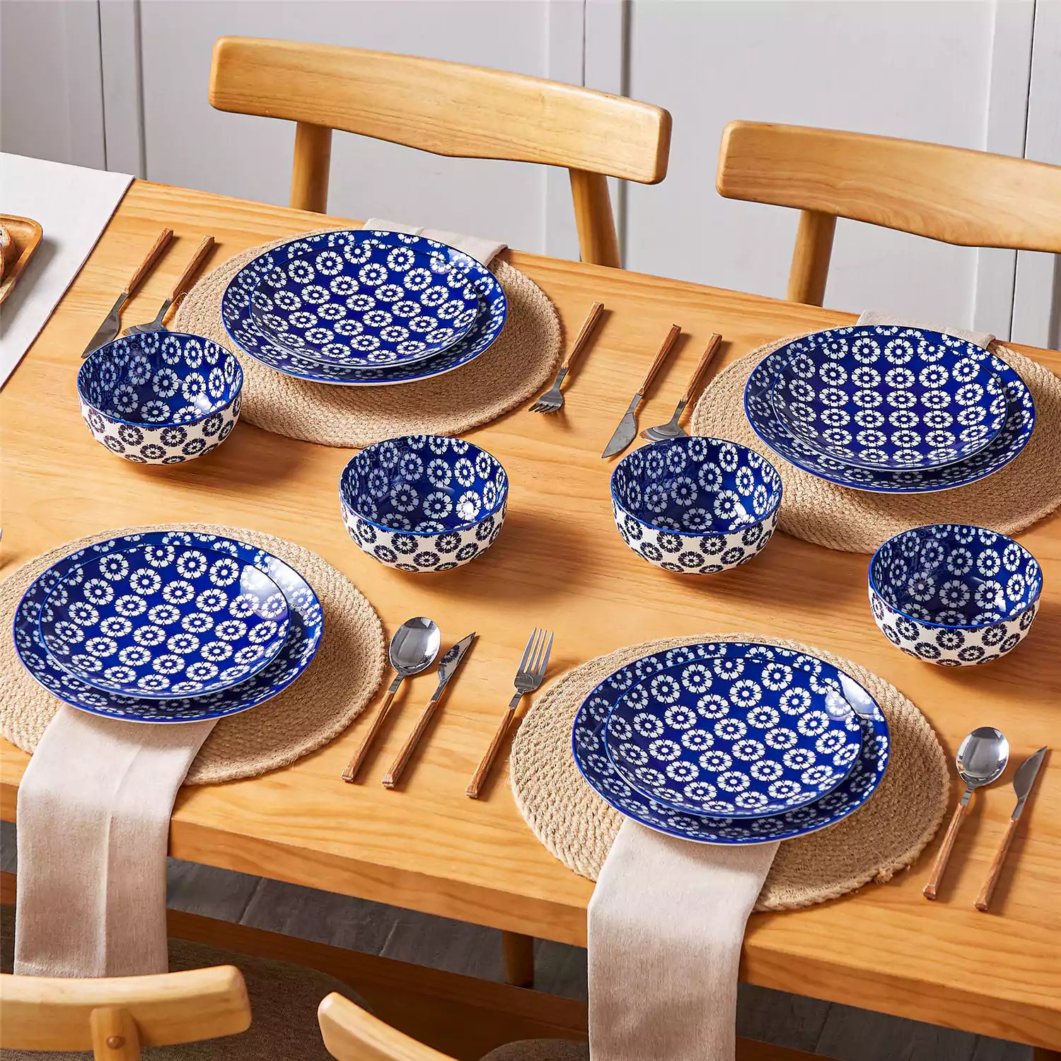Selene 12-Piece Porcelain Dinnerware Set with blue and white Daisy pattern and Japanese-inspired design - including matching plates and bowls-vancasso