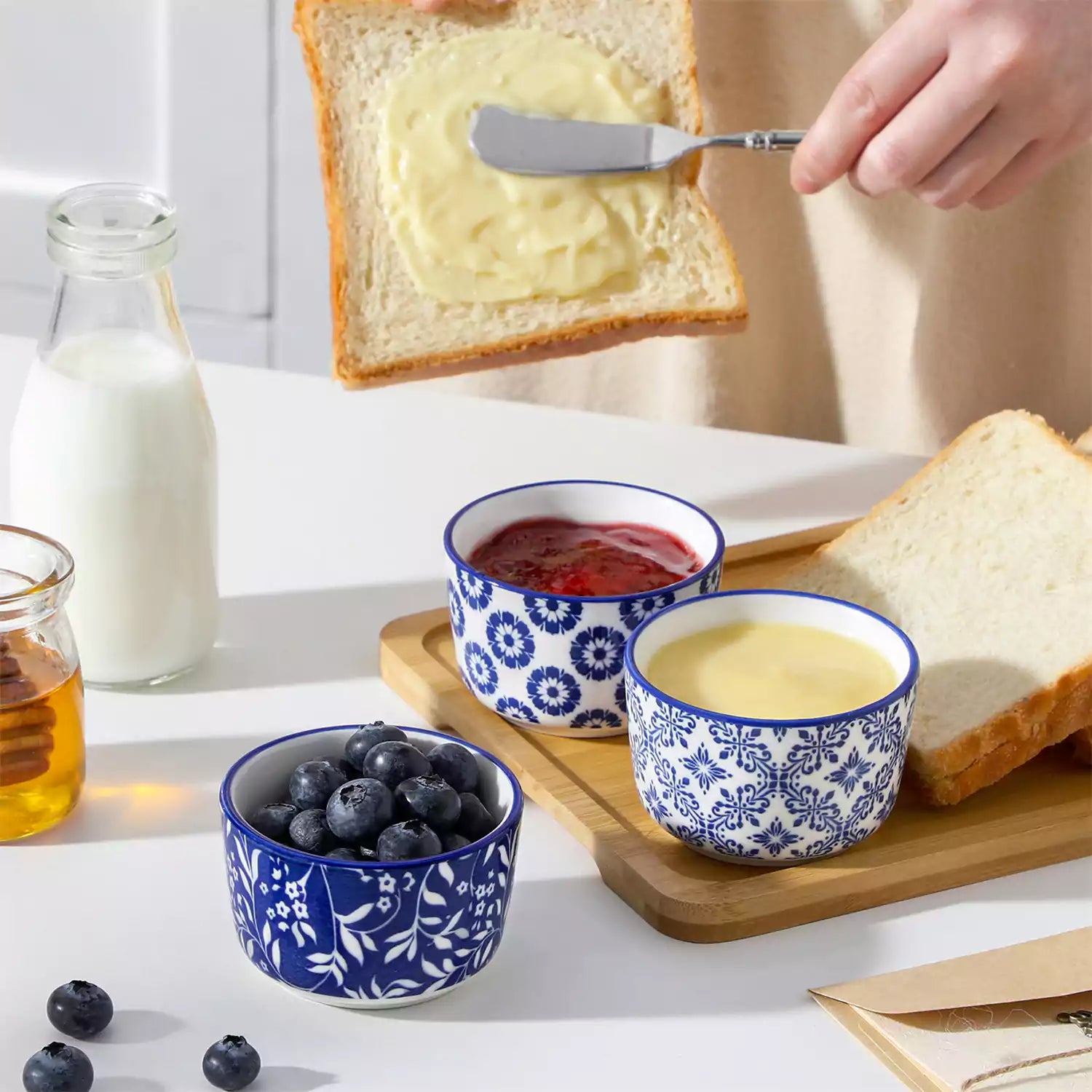 Selene Set Of 6 Ramekin Bowls Perfect For Baking And Serving Desserts and Dips - 4 oz