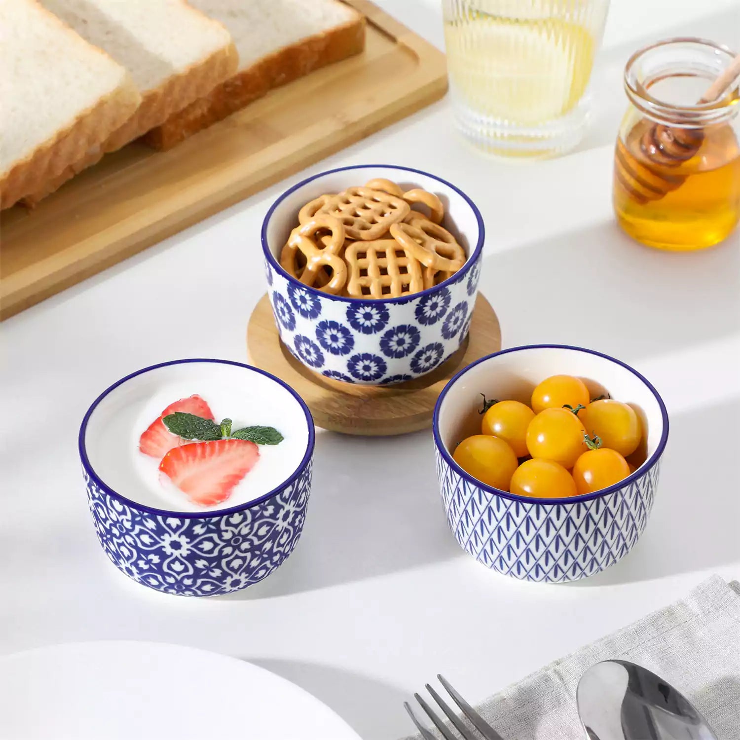 Selene Set Of 6 Ramekin Bowls Perfect For Baking And Serving Desserts and Dips - 6 oz